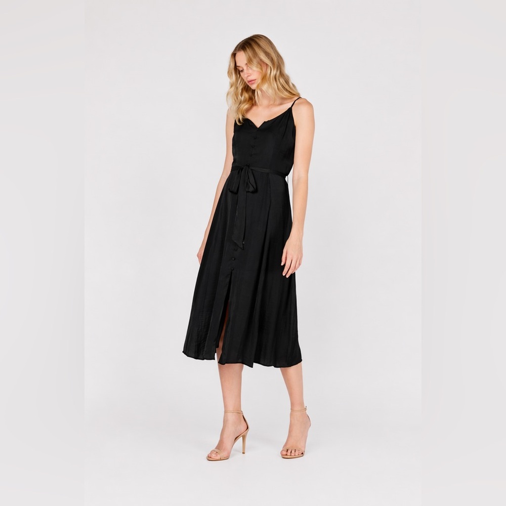 🎄FIRM PRICE🎄Vince Camuto Stain Daytime V neck Midi dress